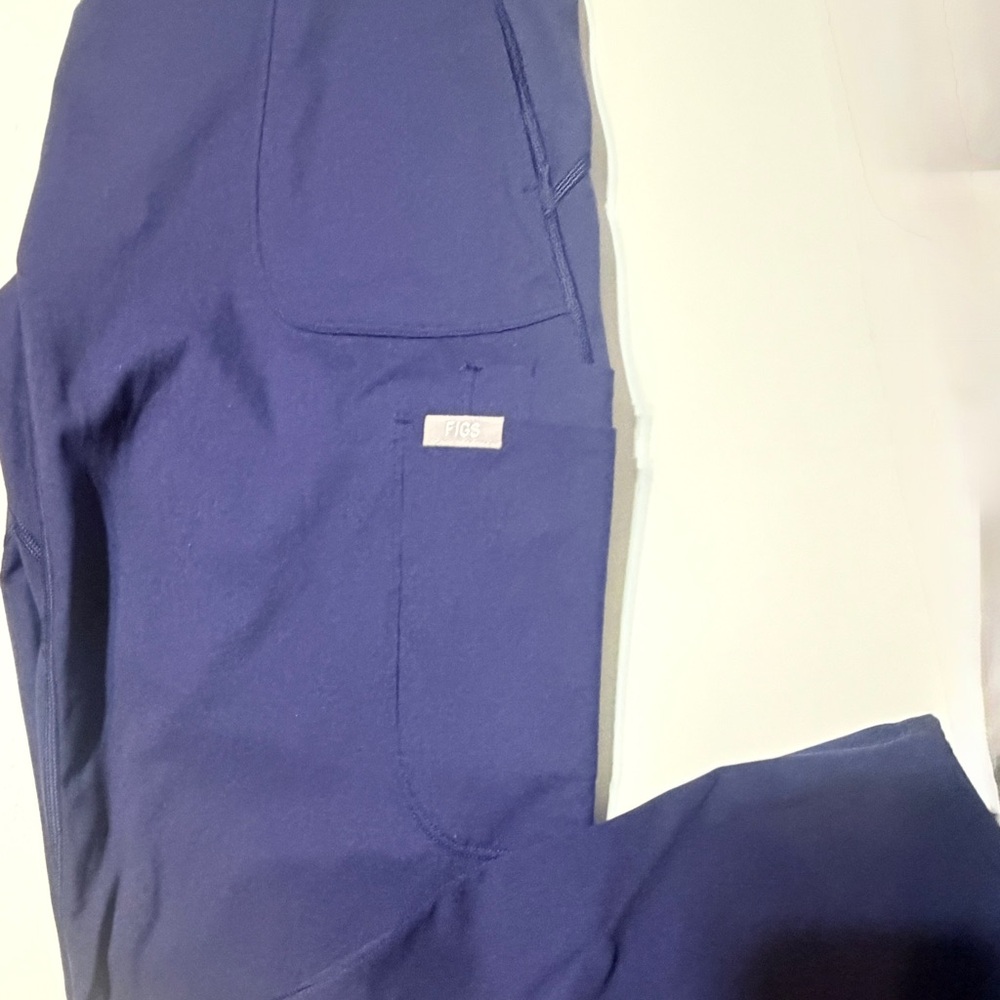 Figs Navy Blue Scrub legging